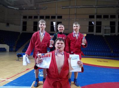 Юные рязанские самбисты завоевали пять наград первенства ЦФО